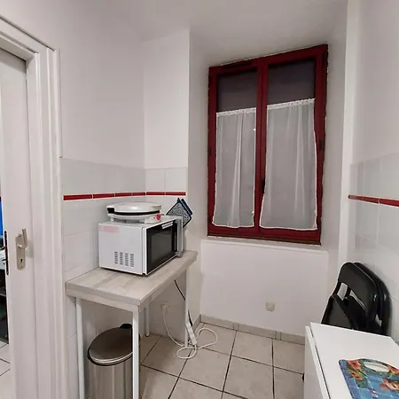 Studio en résidence parking couvert gratuit Peyraud Extérieur photo